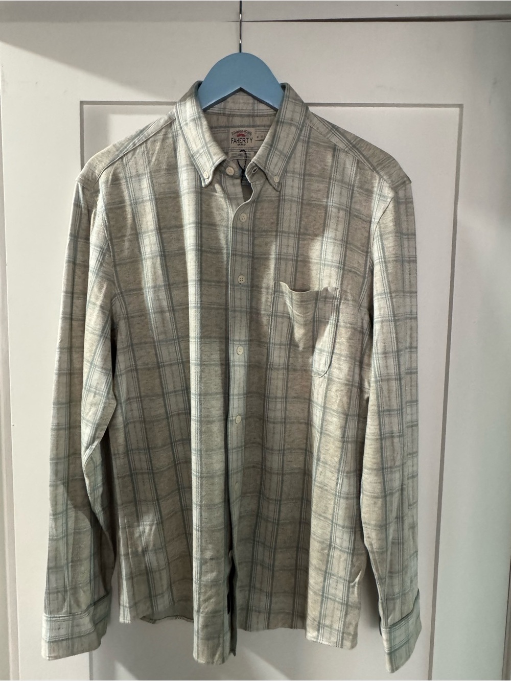 Faherty Men’s Long-Sleeve Plaid Button-Down Shirt in Beige coastline knit
